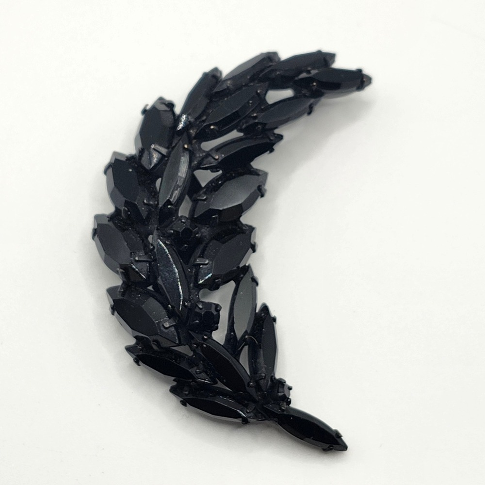 Vintage Black Rhinestone Leaf Brooch Pin‎ Marquise Cut Jet Black Stones 3 Inch